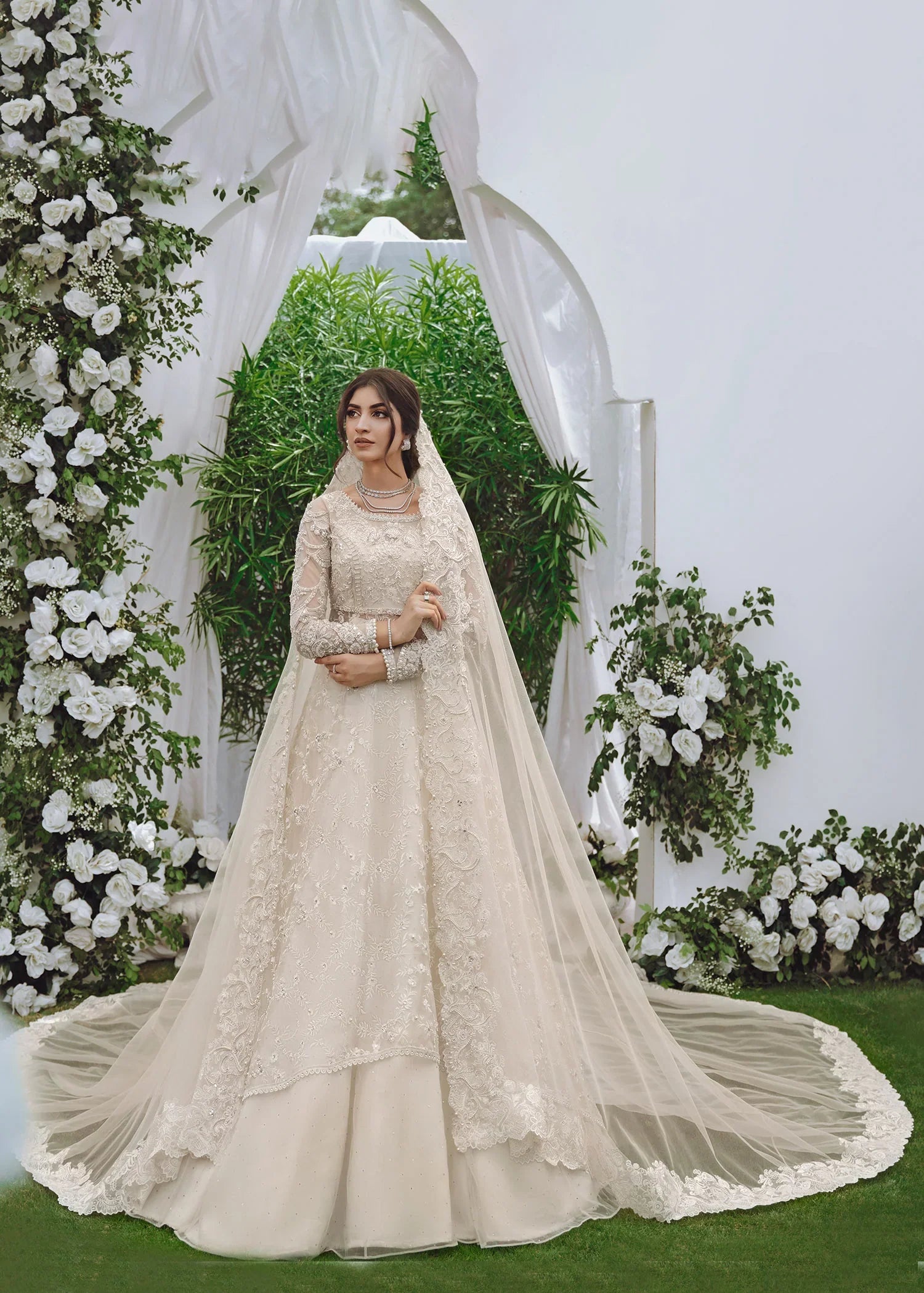 green emerald velvet dress Raw Silk Gharara Kameez Nikkah Wedding Dress Pakistani Online Nameera by Farooq green emerald velvet dress Raw Silk Gharara Kameez Nikkah Wedding Dress Pakistani Online Nameera by Farooq