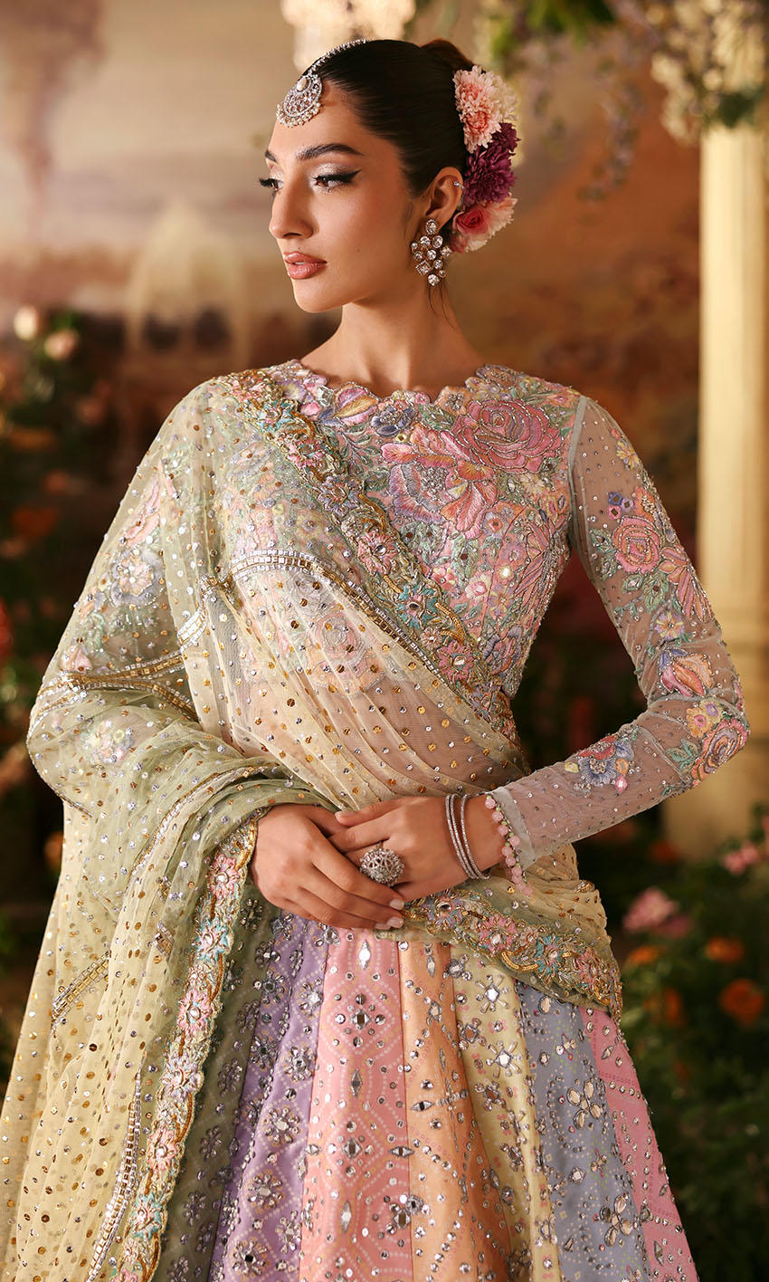 Fairytale Lehenga Choli by Nomi Ansari – Bridal Pakistani Designer Dress