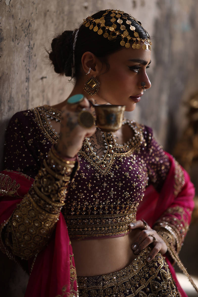 Malika Jaan Pakistani Mehndi Lehenga choli