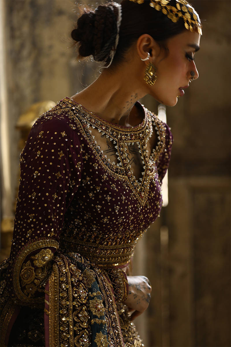 Malika Jaan Pakistani Mehndi Lehenga choli