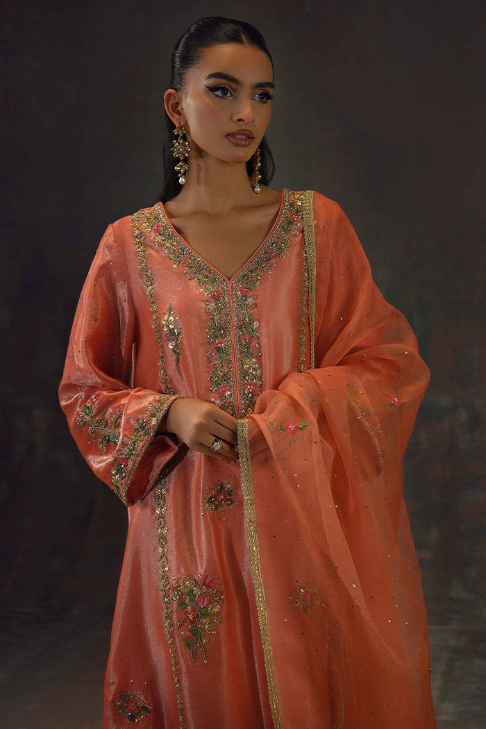 Peach Zari