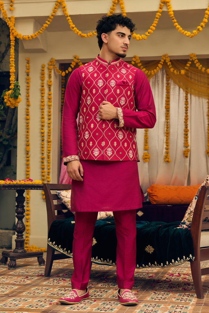 Gulaal – Fuchsia Kurta Set with Jali Waistcoat