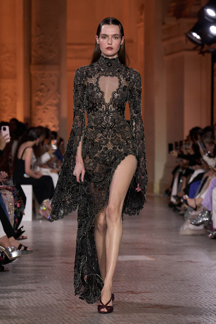 LOOK 44