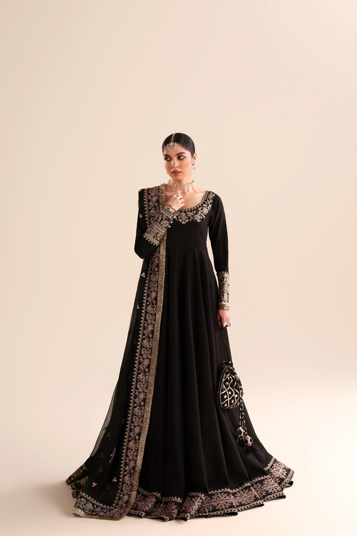 Black pishwas raw silk set