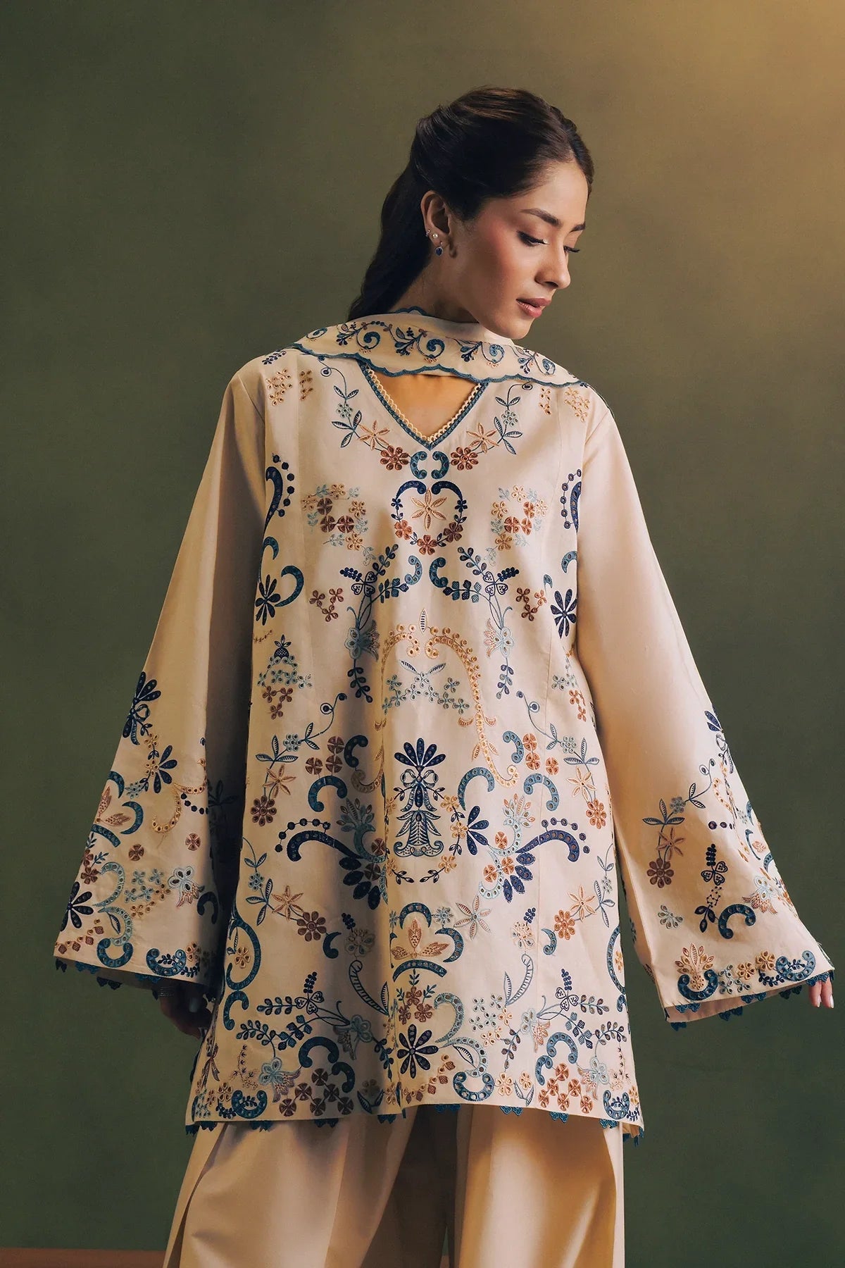 Amara - 3 Piece Cambric RTW