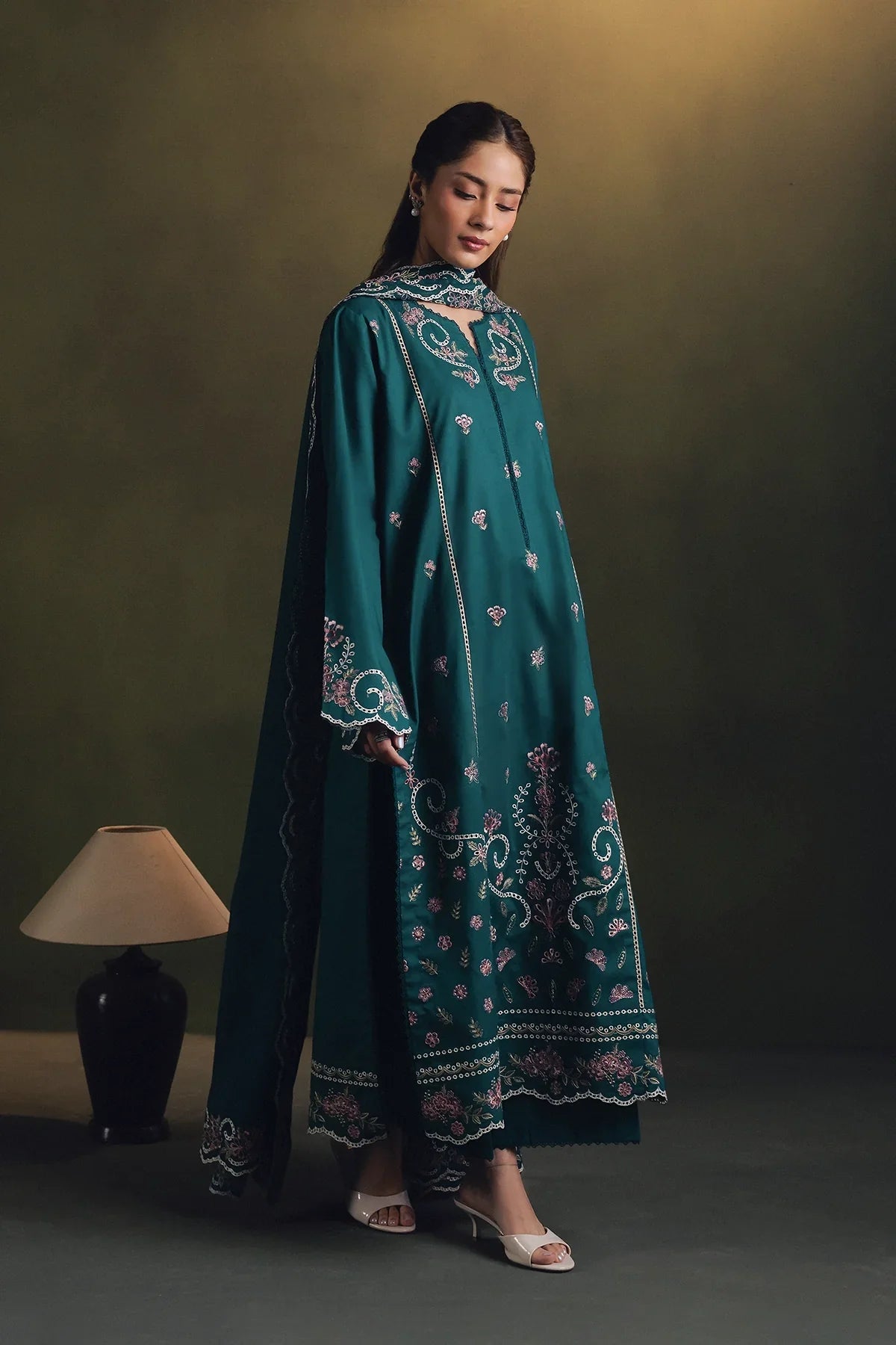 Marin - 3 Piece Cambric RTW