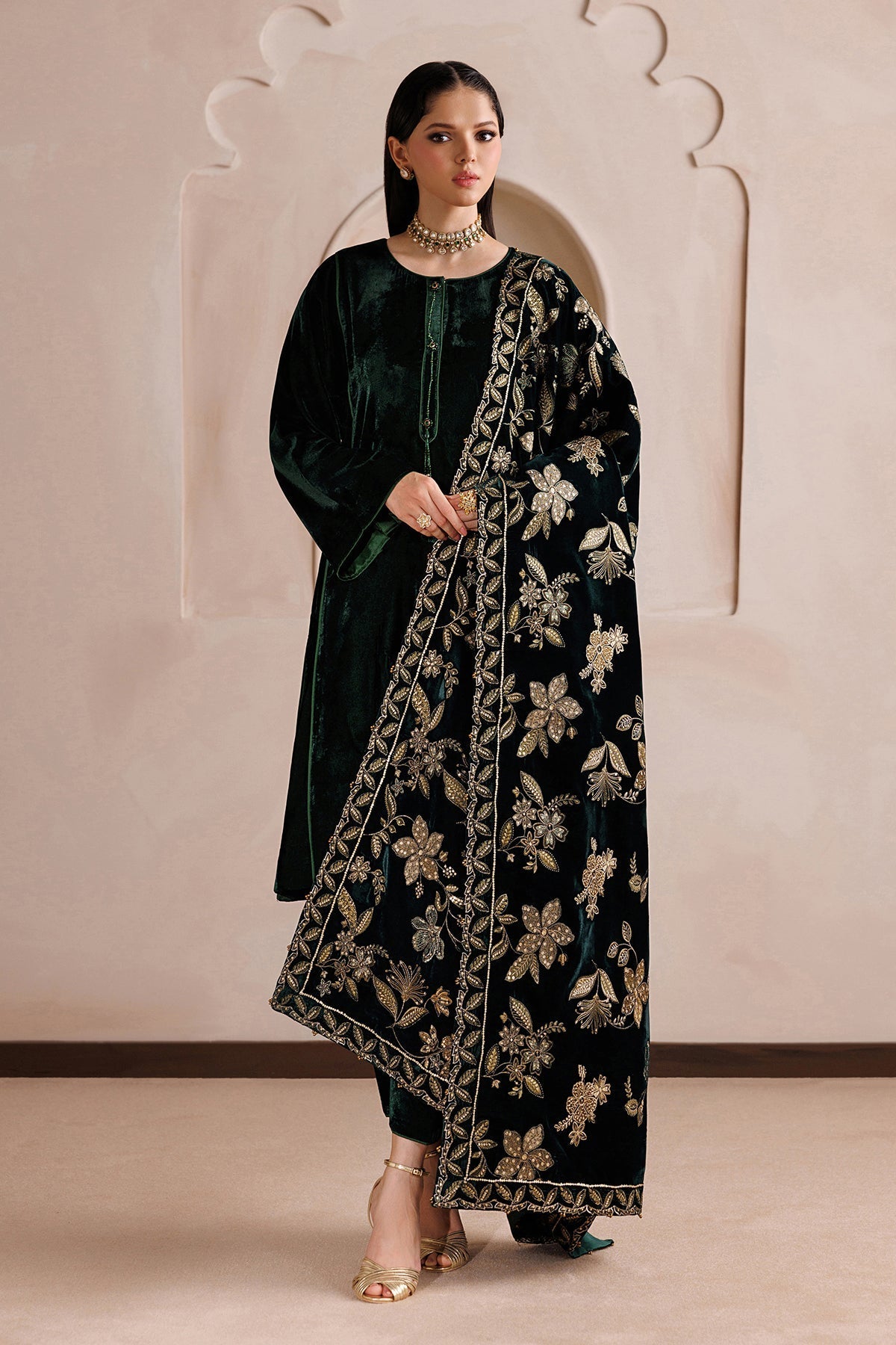 Embroidered Velvet Shawl VS-65