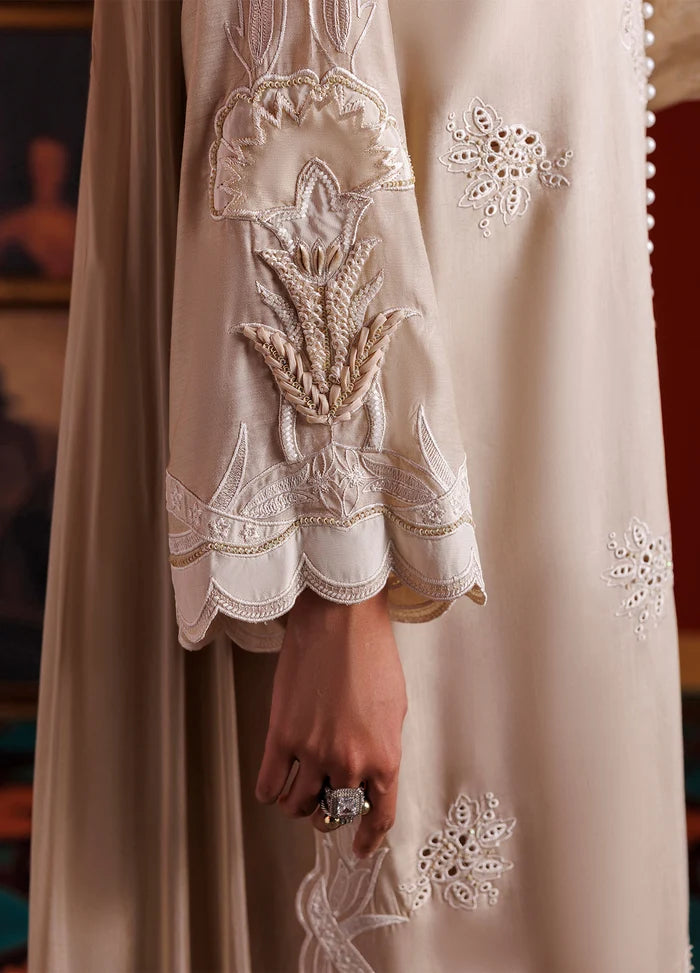 MARIS – Nuriyaa La Fiora Luxury Pret 2026 (4pc Beiges with Embroidery)