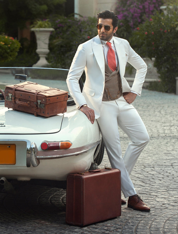 Classic White Pointed Lapel Suit