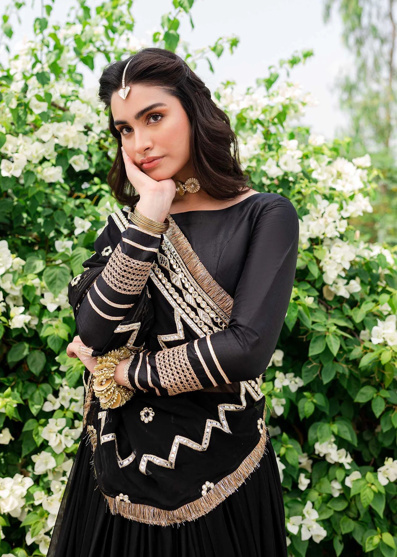 Black Blouse, Lehnga, Dupatta, Potli