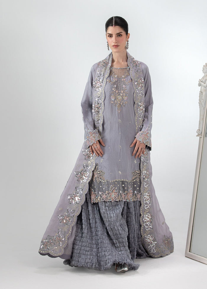 2657B Embroidered 3 Piece