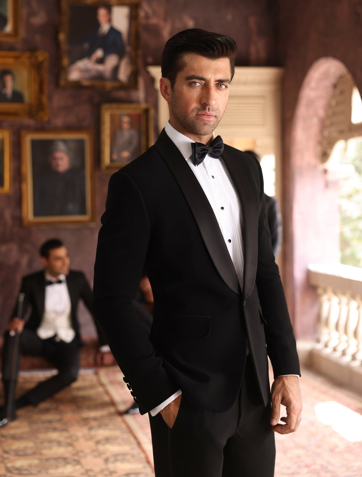 Black Shawl Lapel Tuxedo Suit