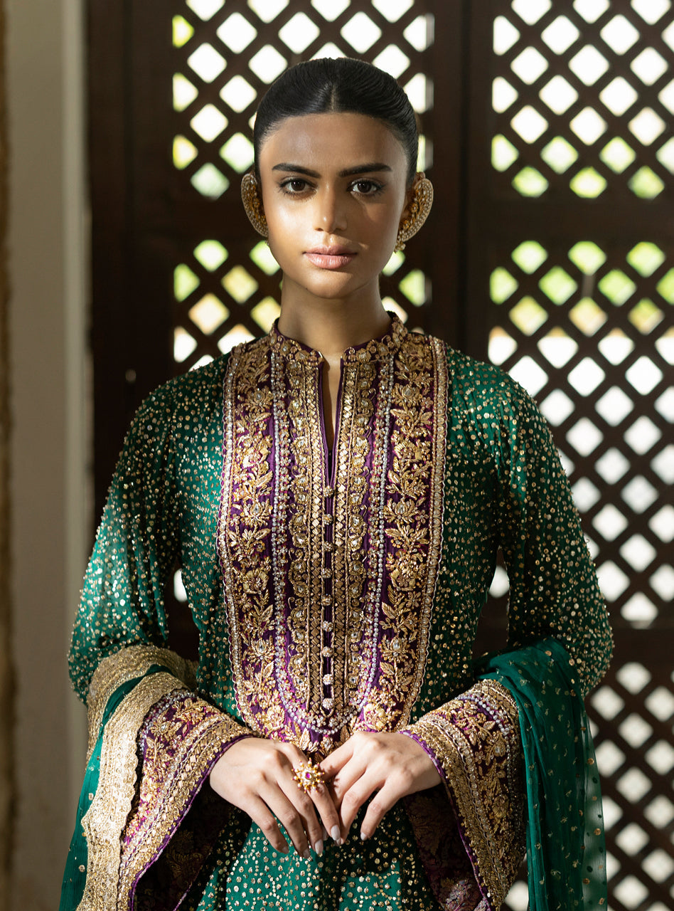 Emeralde - Zainab Chottani Kehkashan 26