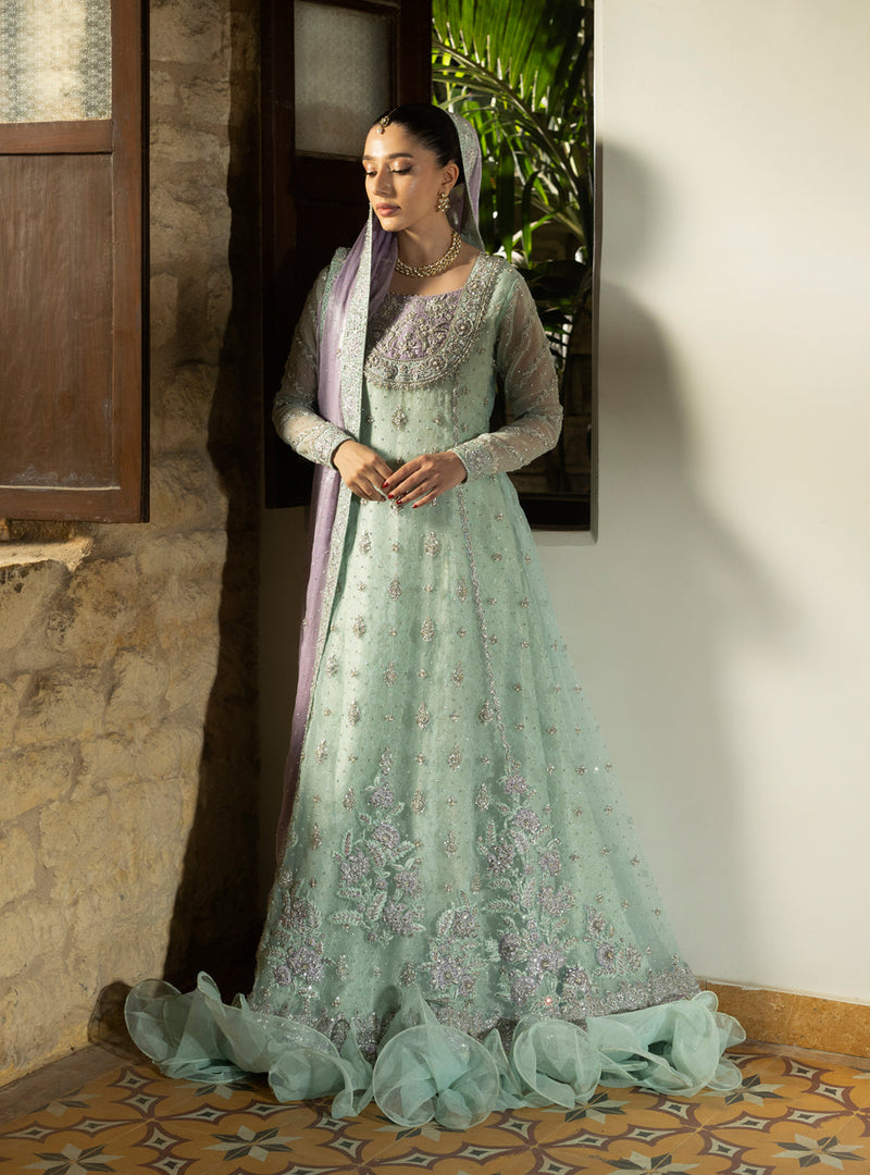 Zainab Chottani
