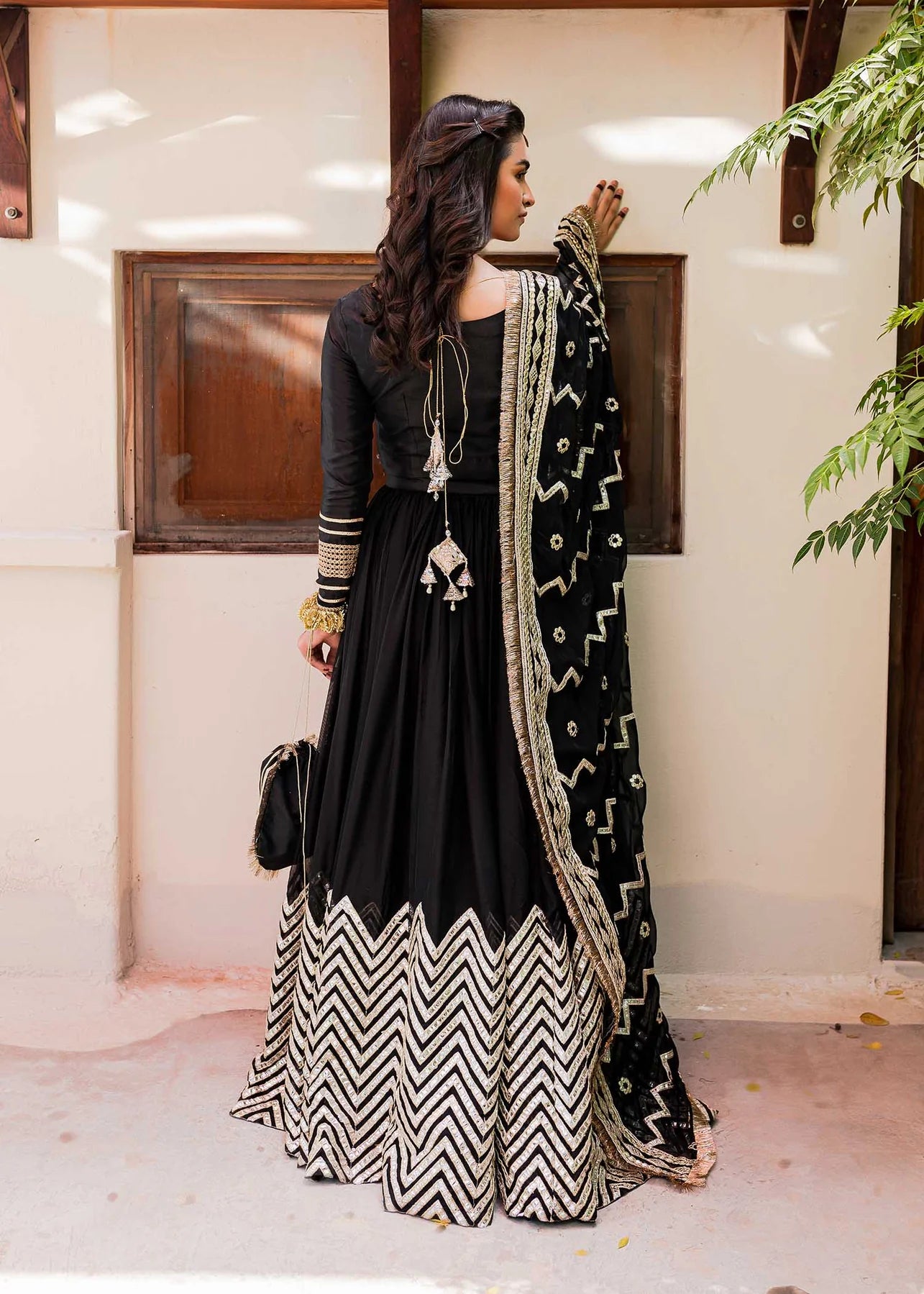 Black Blouse, Lehnga, Dupatta, Potli