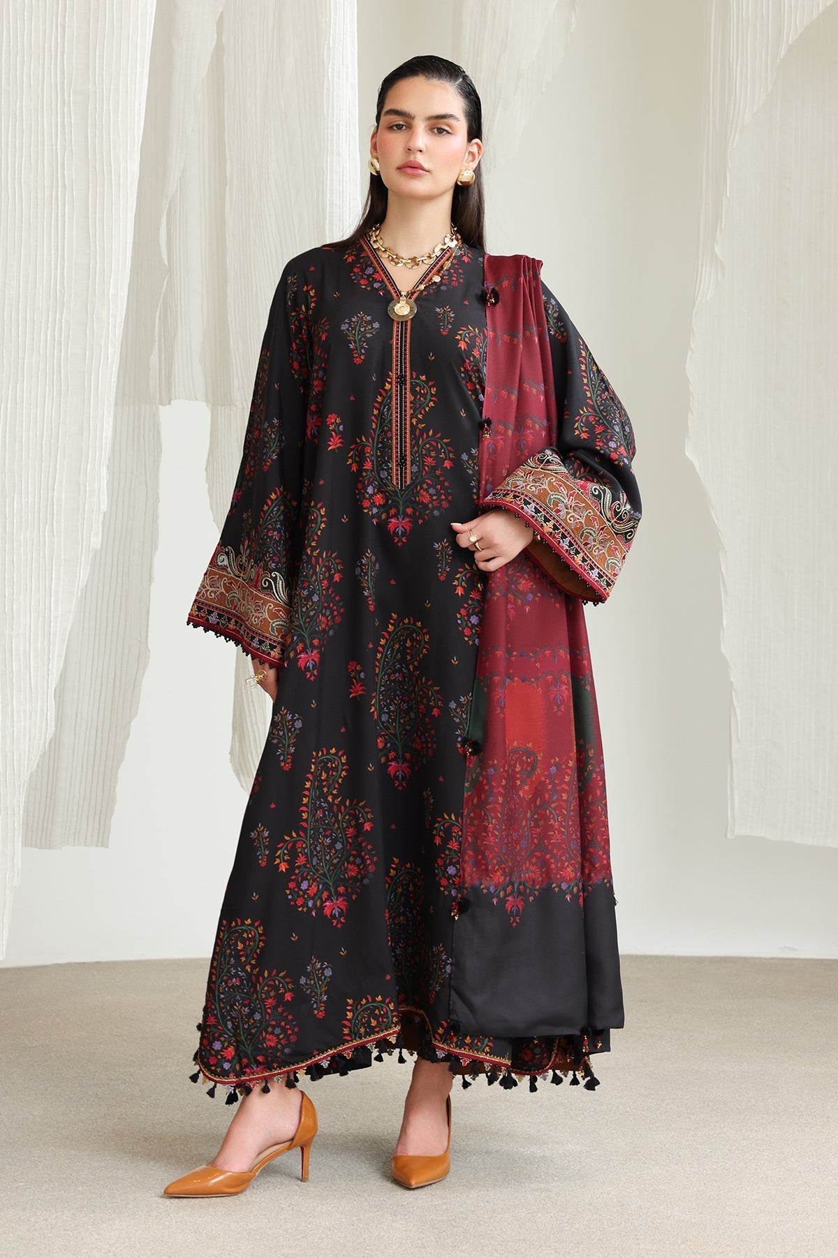 Digital Printed Viscose UF-4572 - Baroque