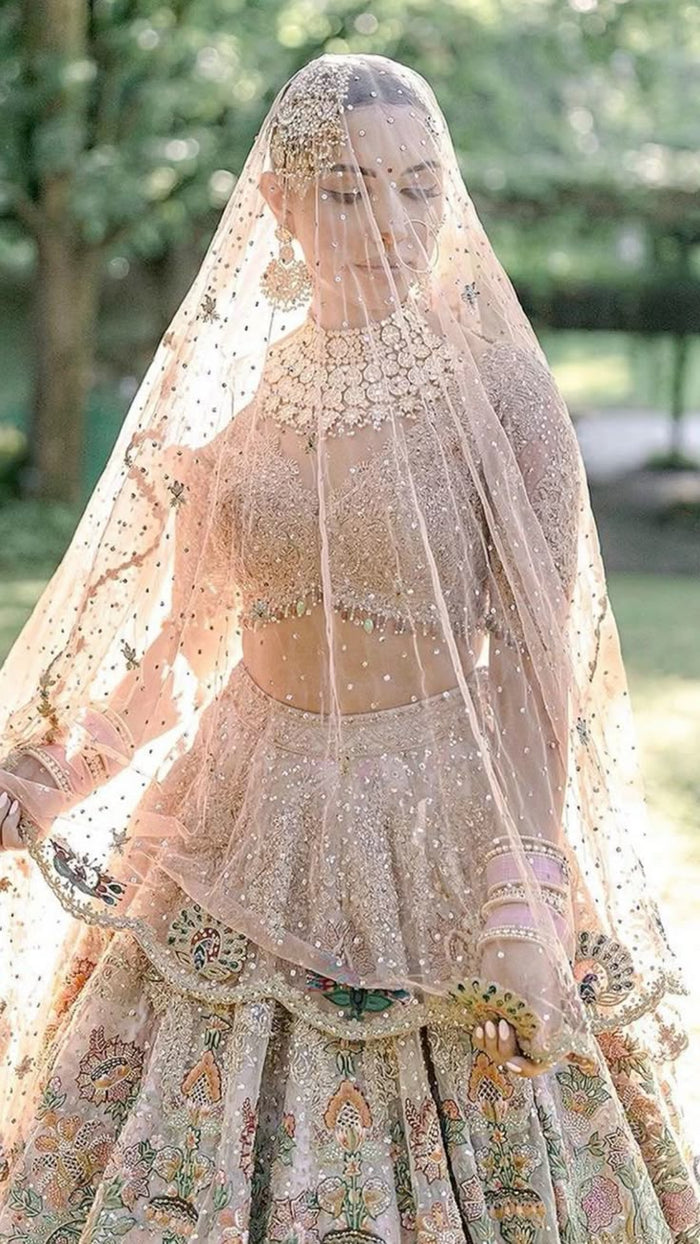 Ruby  Pari Bridal Veil