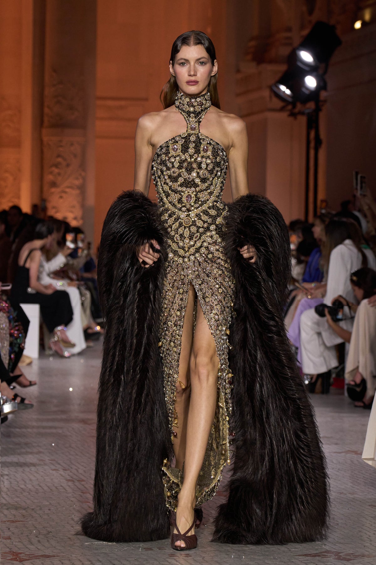 LOOK 42