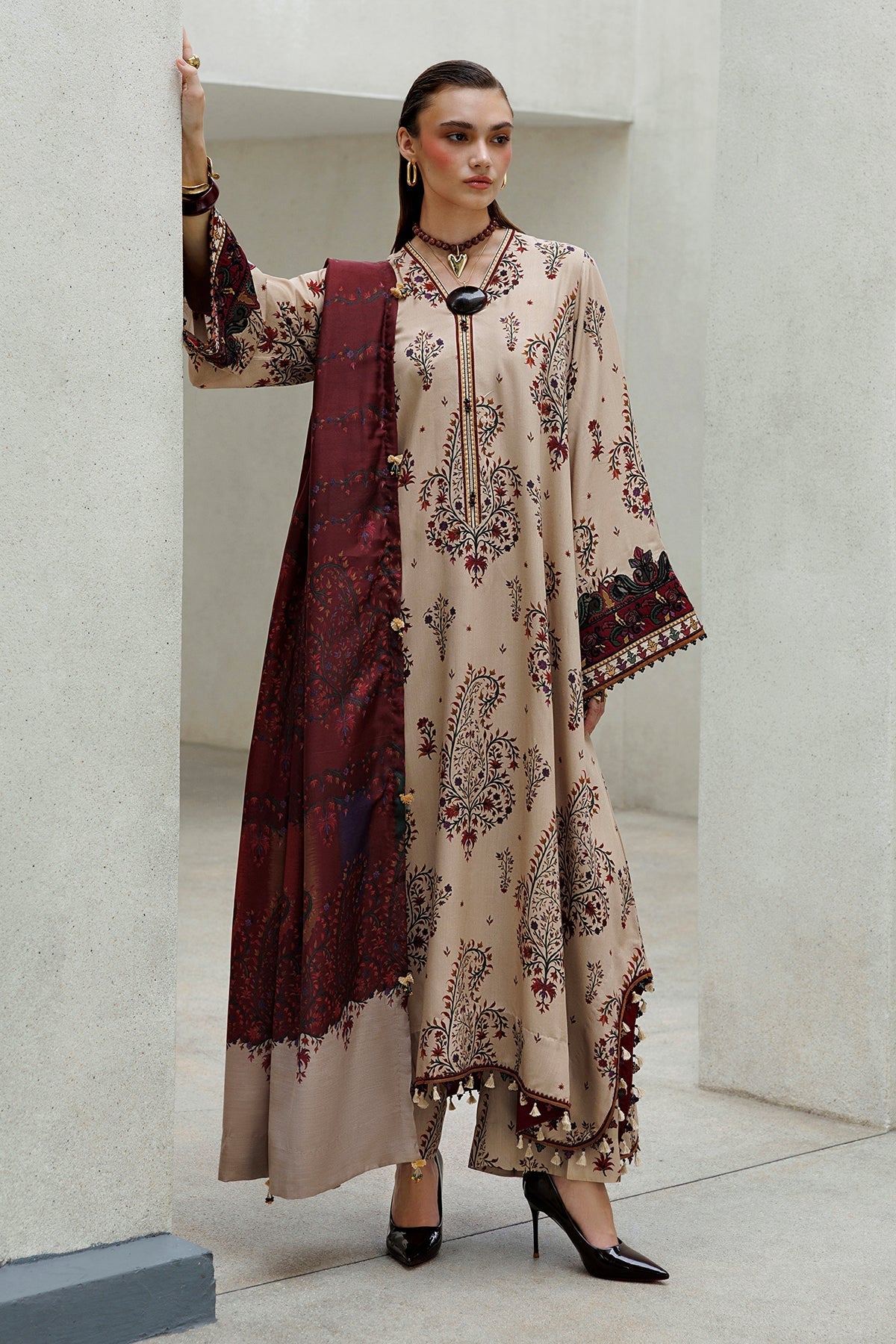 Digital Printed Viscose UF-4571 - Baroque