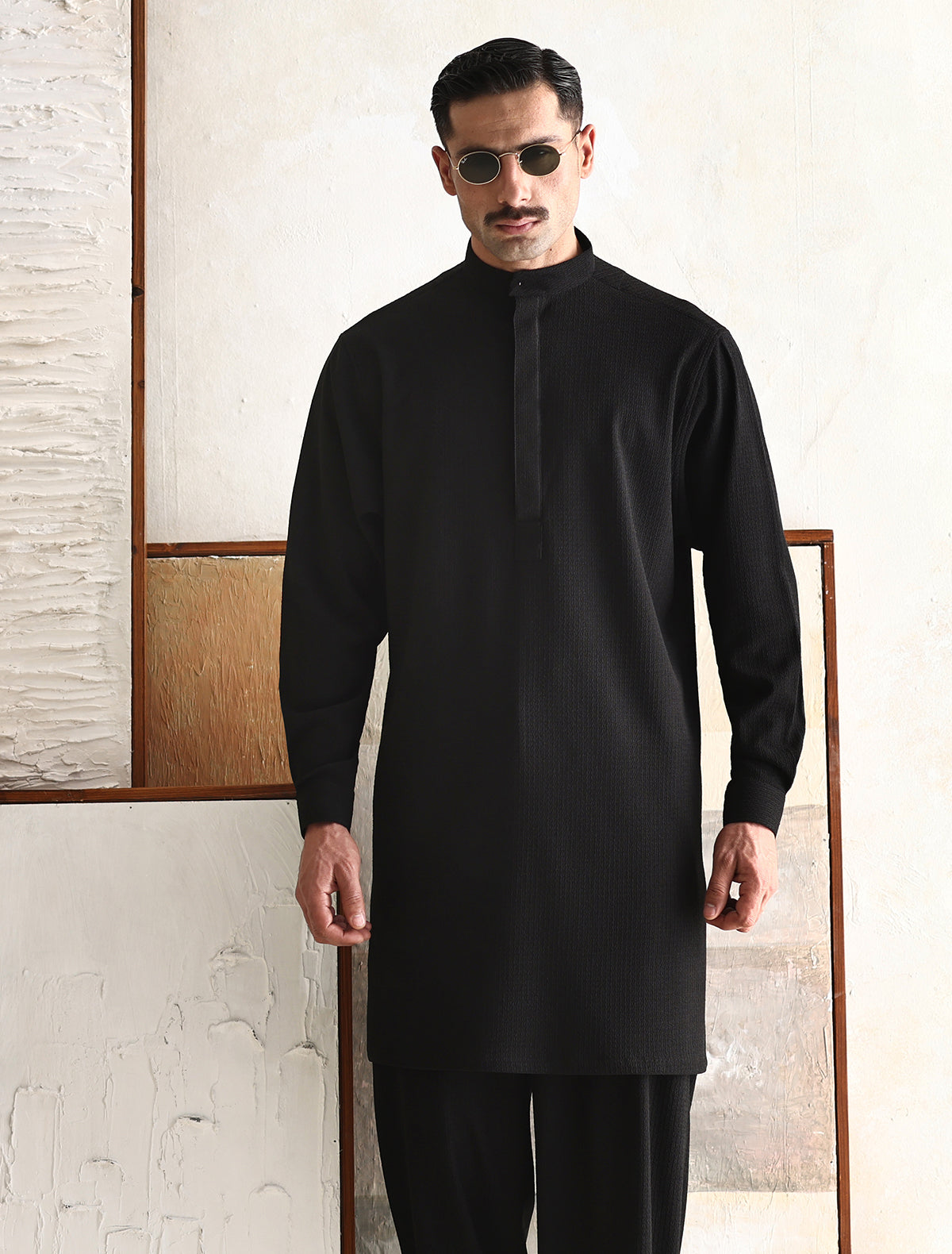 Black Textured Loose Fit Kurta Pajama