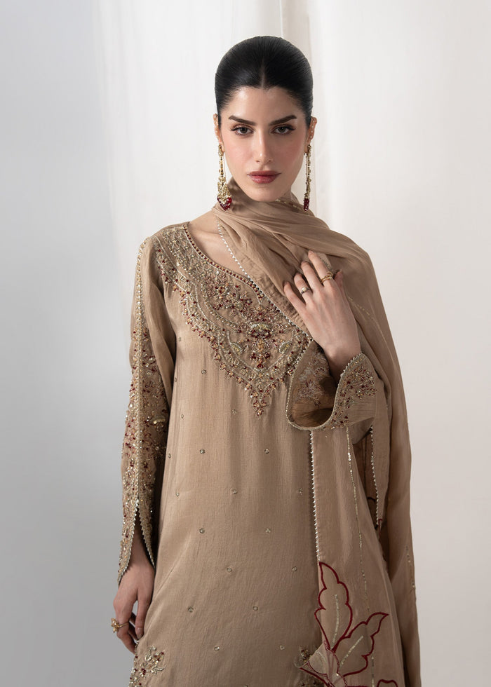 2658A Embroidered 3 Piece
