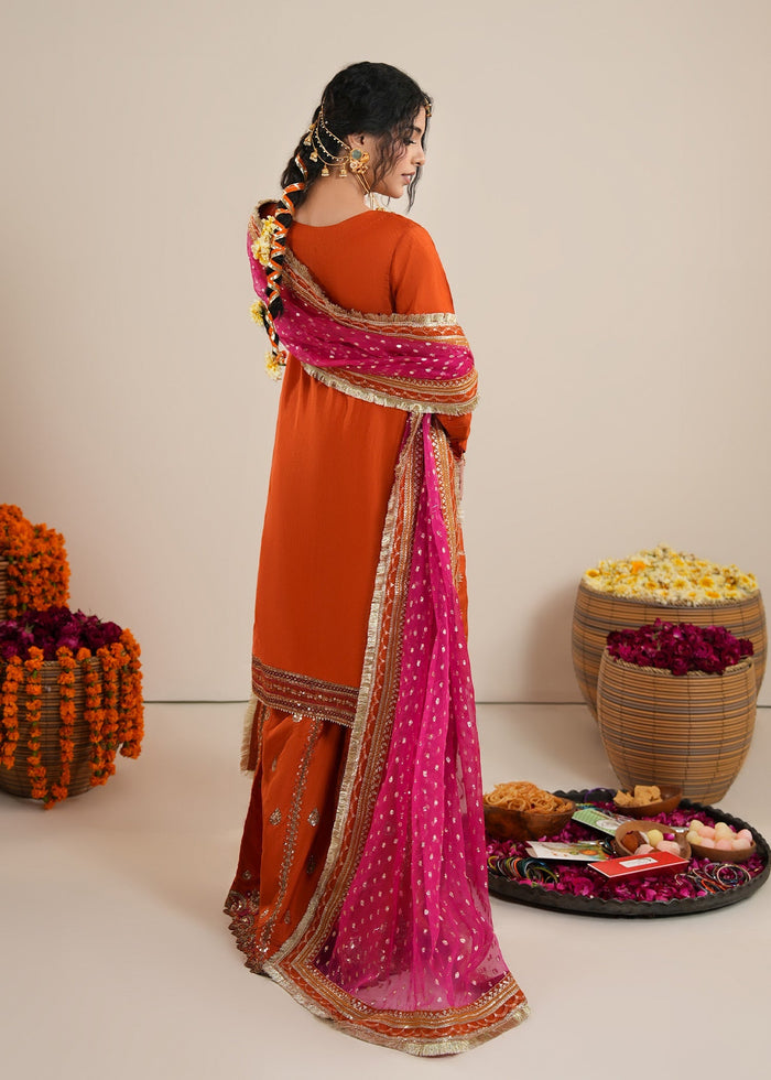 2608A Embroidered 3 Piece