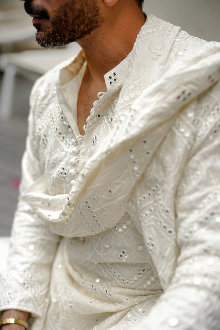 NAQOOSH – OFF WHITE KURTA PAJAMA