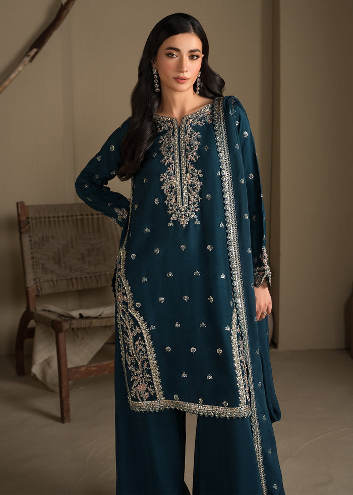2624A Embroidered 3 Piece