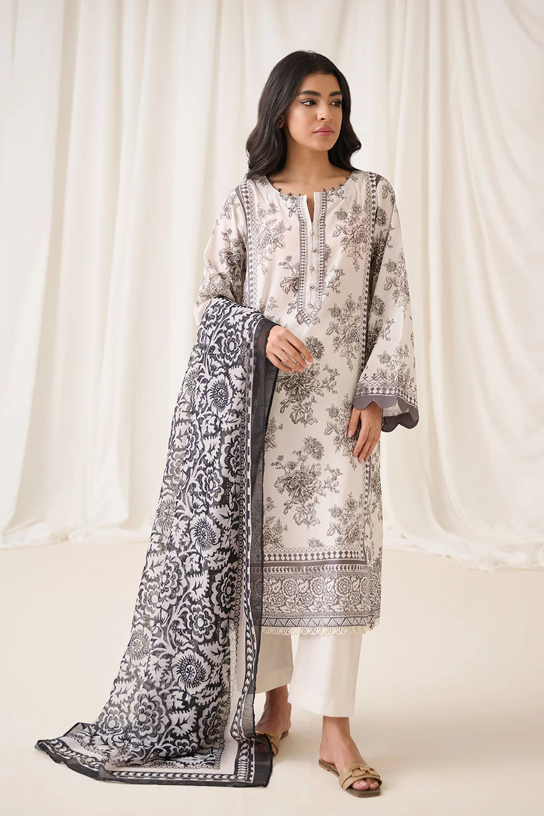 DU-3153 - OFF-WHITE - PRINTED LAWN - 3PCS