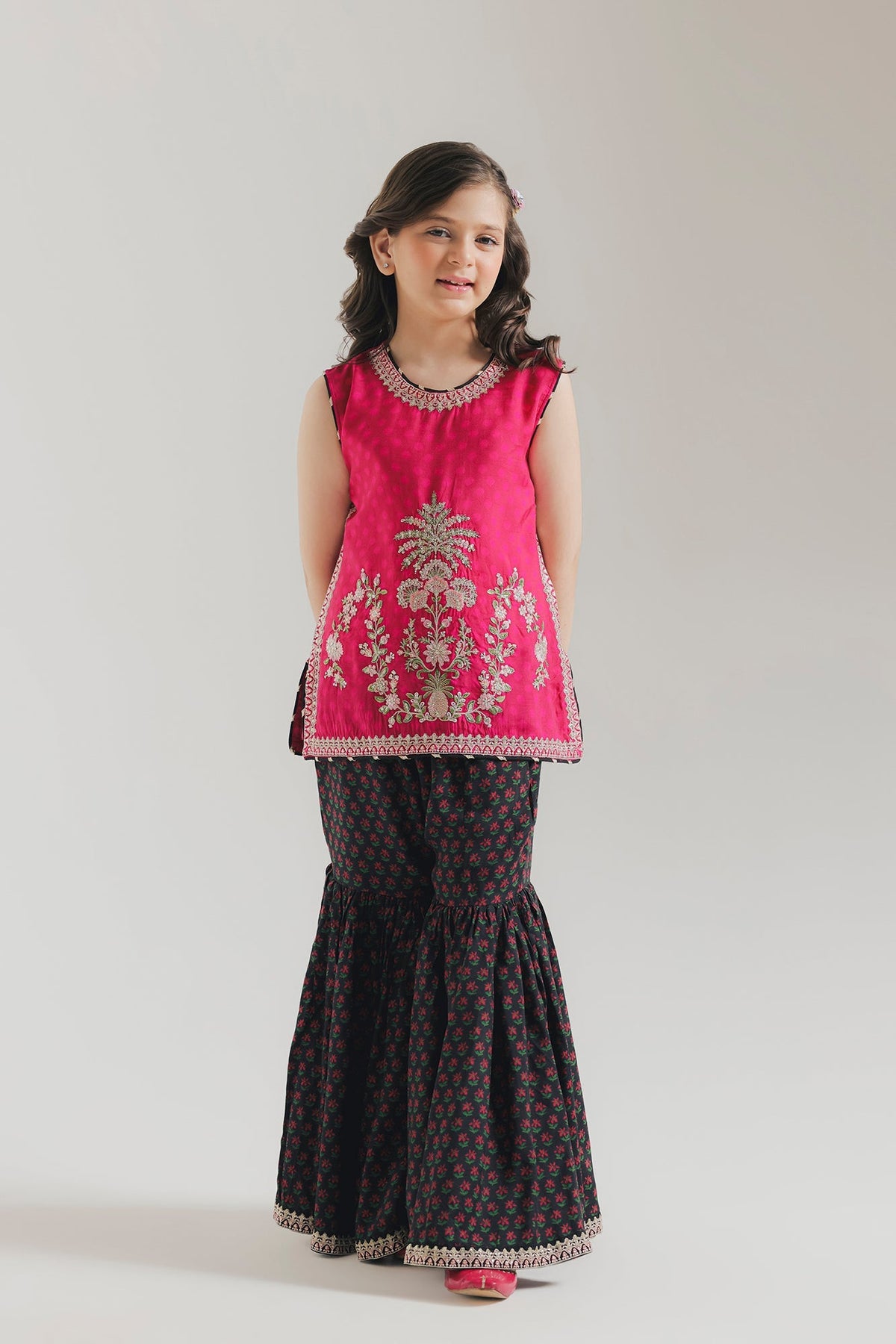 Embroidered Suit (E1070-404-406 E1070-304-406)