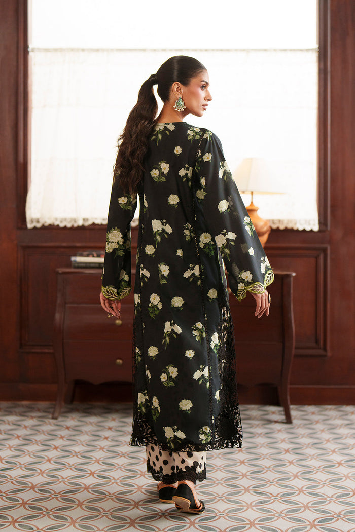 EMBROIDERED SUIT