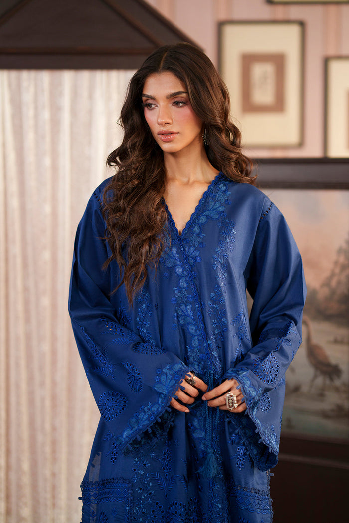 EMBROIDERED SUIT
