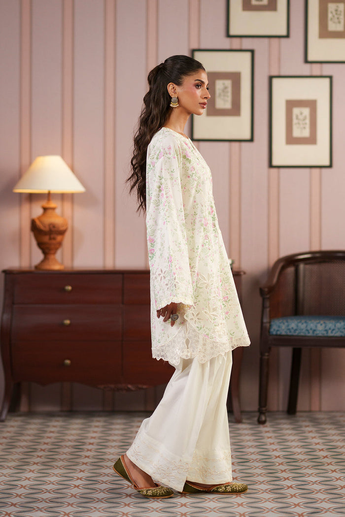 EMBROIDERED SUIT