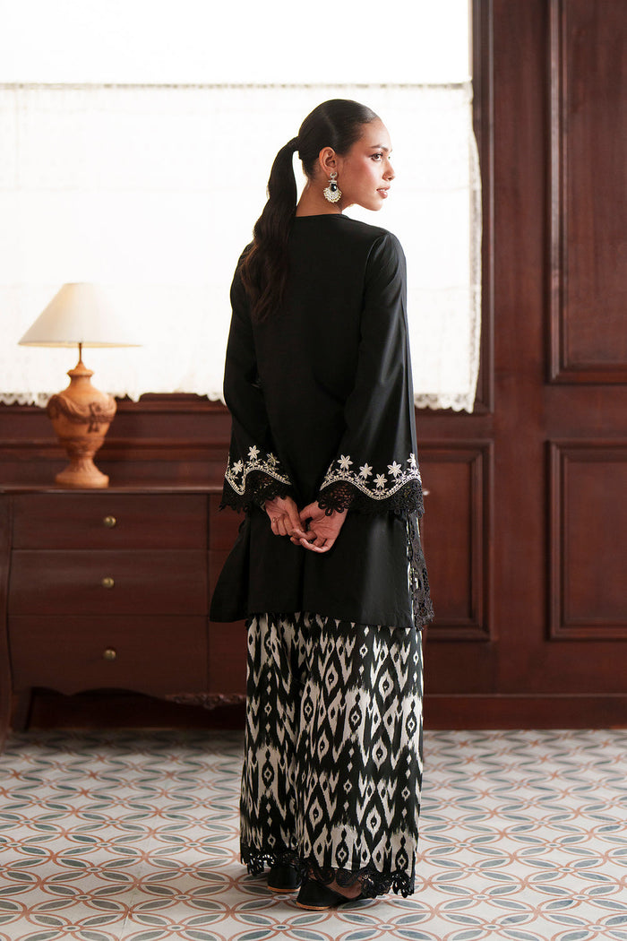 EMBROIDERED SUIT