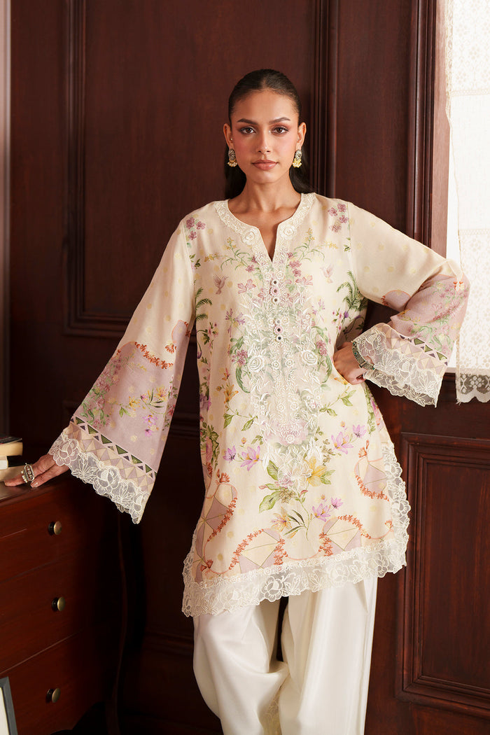 EMBROIDERED SUIT