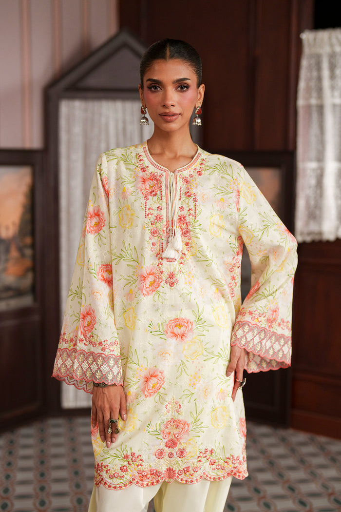 EMBROIDERED SUIT