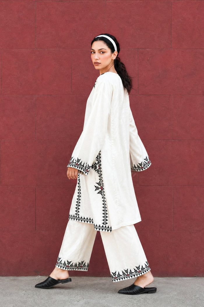 Embroidered 2 Piece Suit E9300