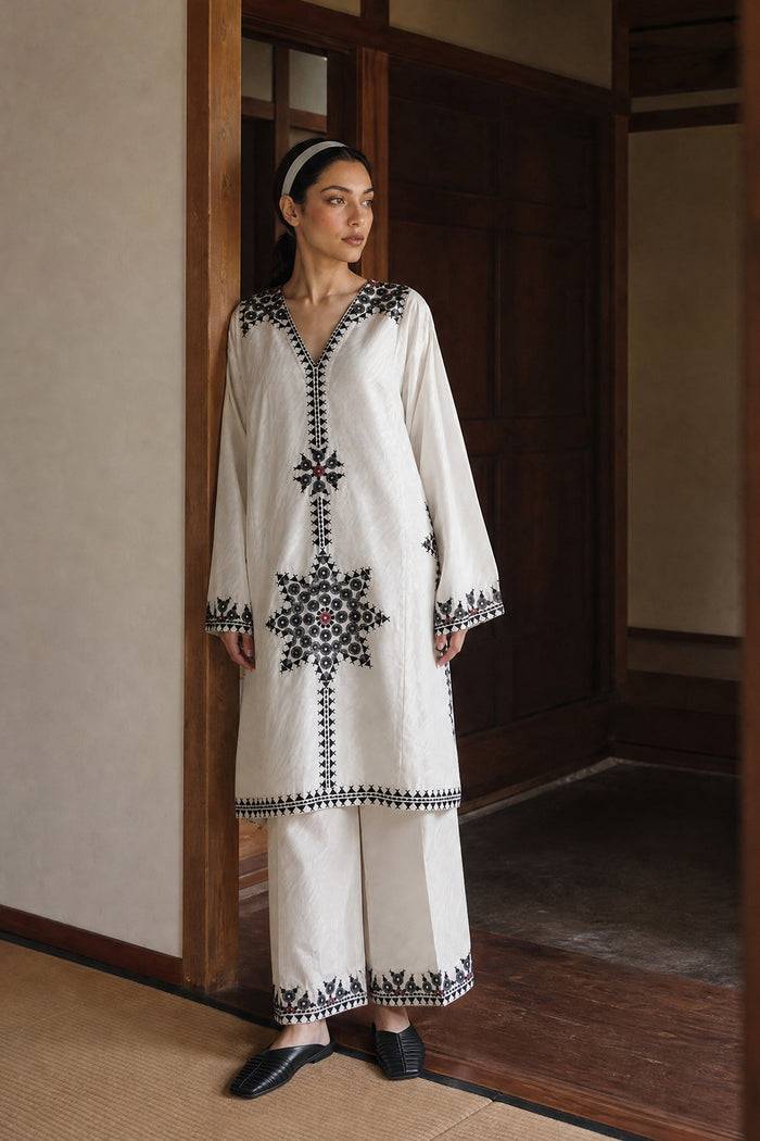 Embroidered 2 Piece Suit E9300