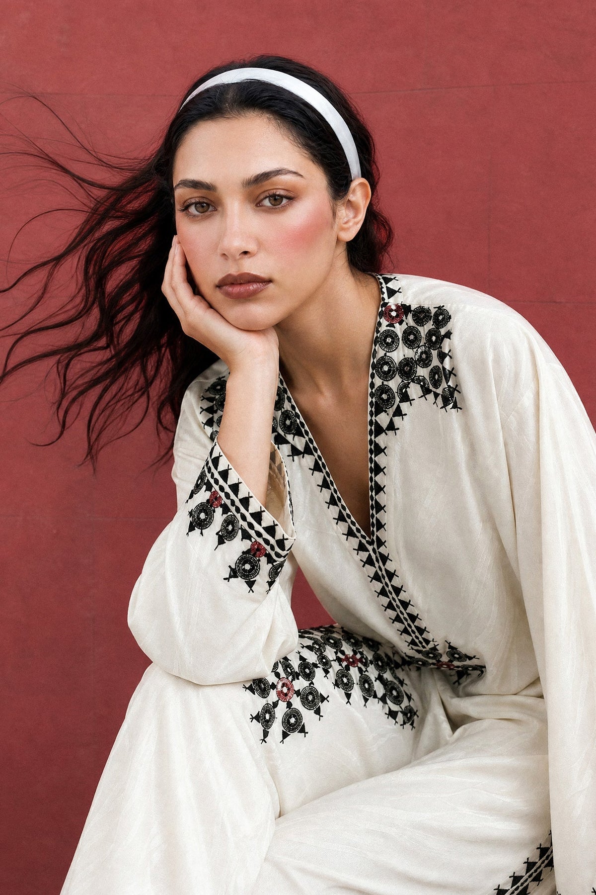 Embroidered 2 Piece Suit E9300