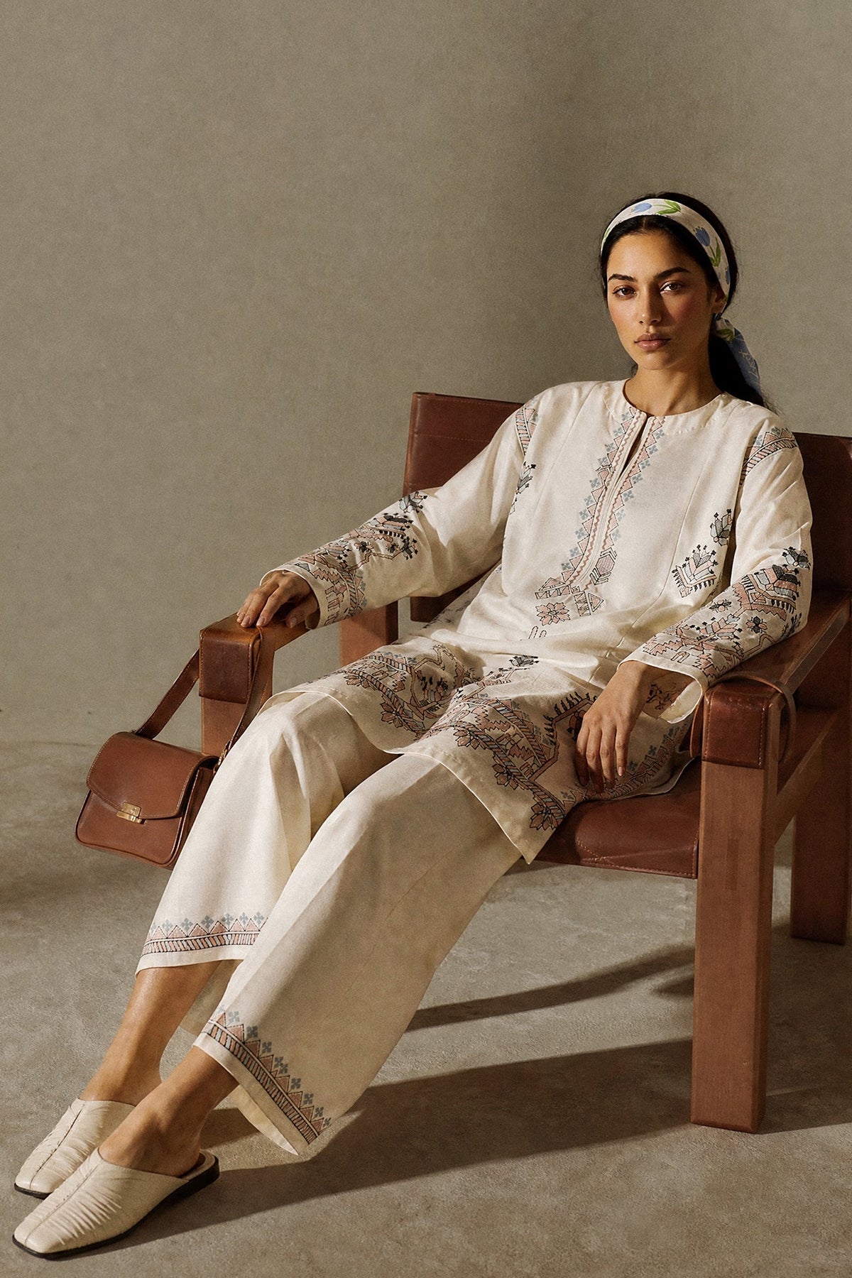 Embroidered 2 Piece Suit E9328