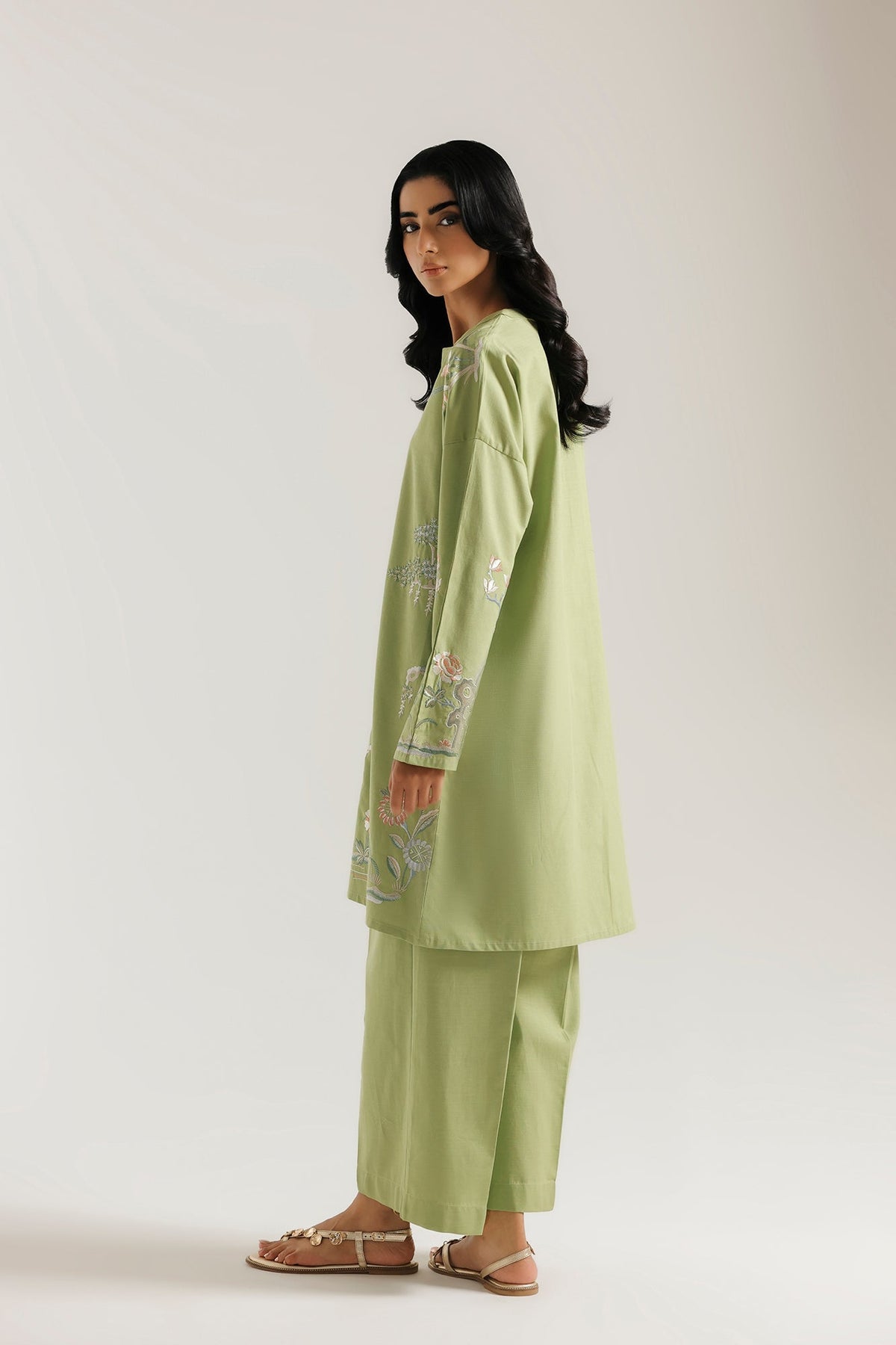 Embroidered 2 Piece Suit E9501