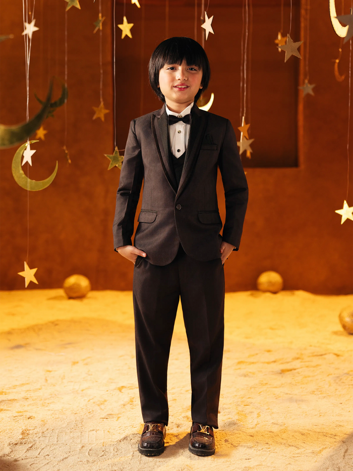 Burgundy Notch Collar Tuxedo Suit