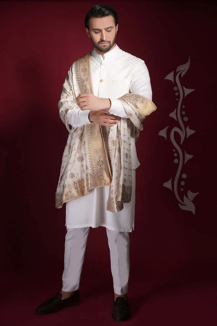 Pearl White Signature Style Waistcoat Set.