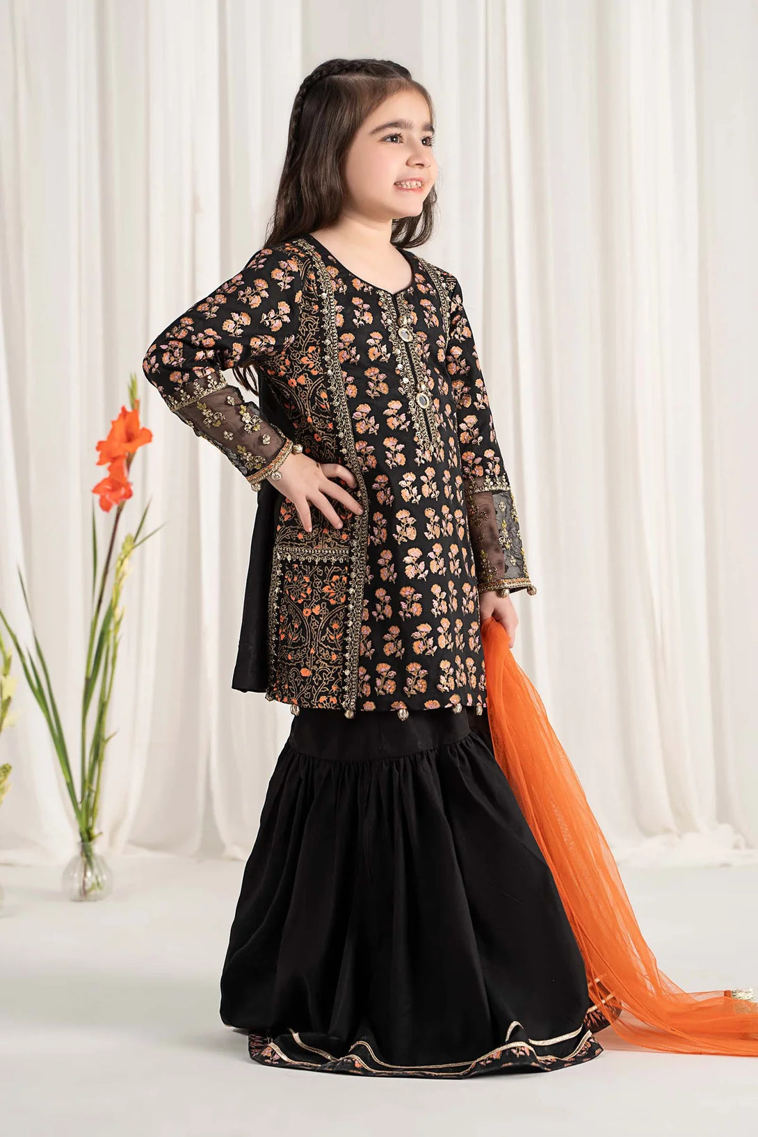 3 Piece Embroidered Lawn Suit