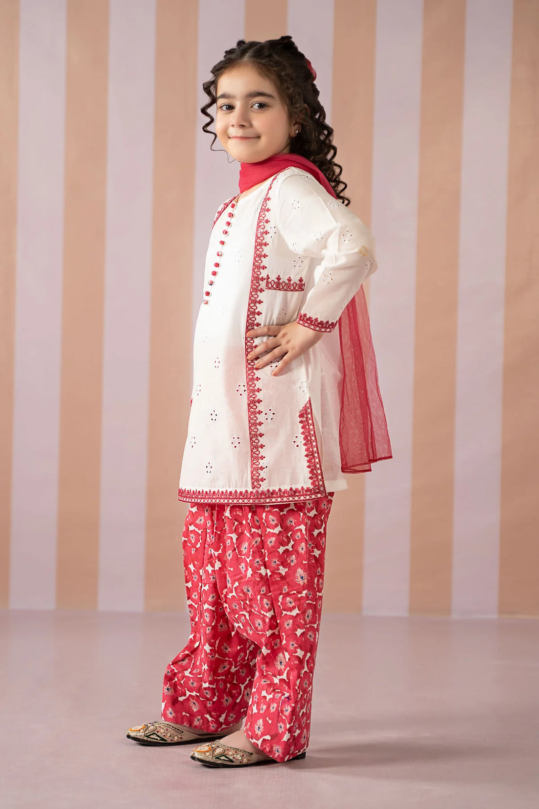 3 Piece Embroidered Lawn Suit