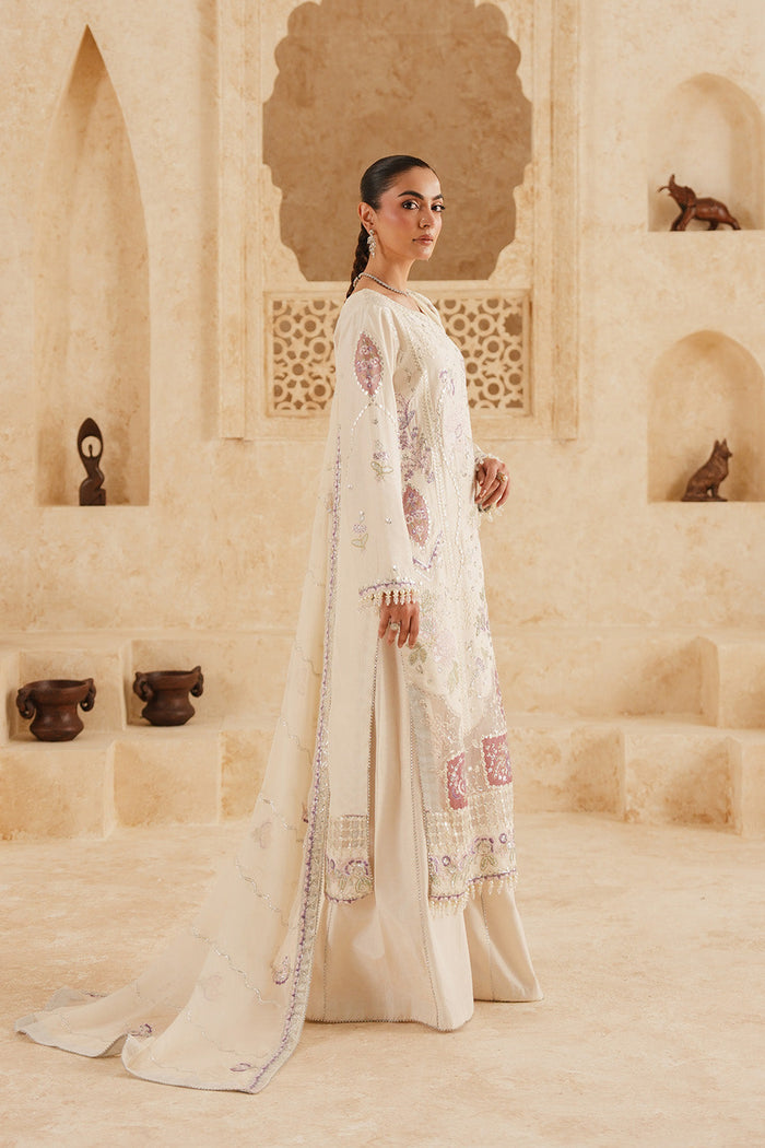 Ivory Reverie - Msu7024