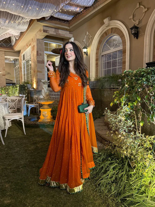 Buy Trendy Mehndi Dresses for Brides & Girls Mehndi Suits UY Collection Buy Trendy Mehndi Dresses for Brides & Girls Mehndi Suits UY Collection