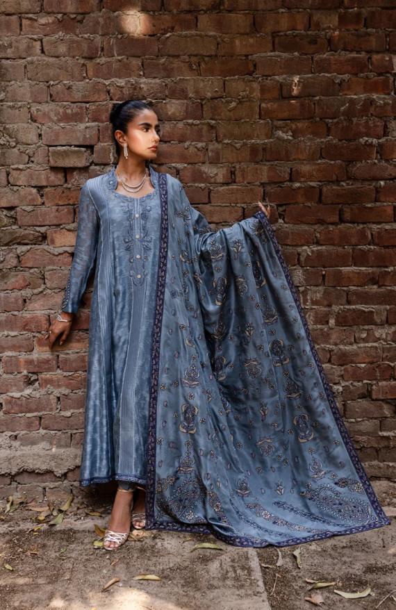 Amal Kaantha Dupatta