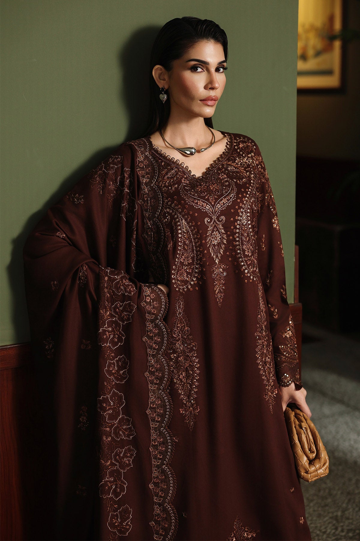 Embroidered Marina NE-279