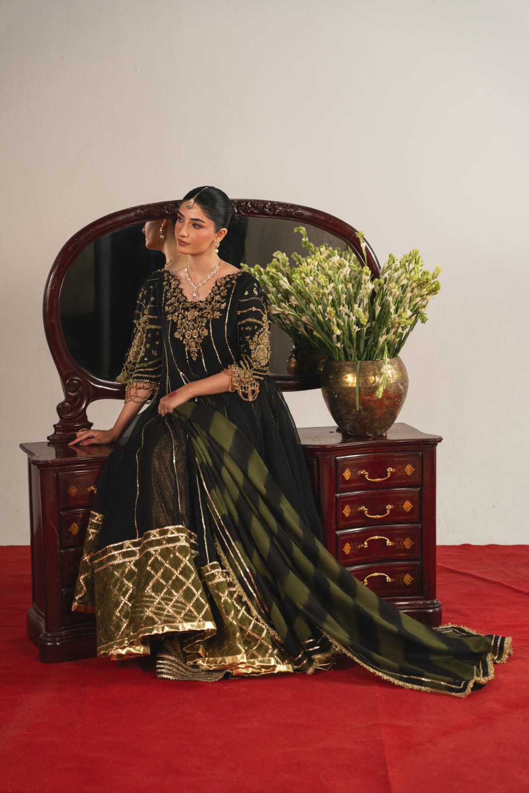Black Hania Kalidaar
